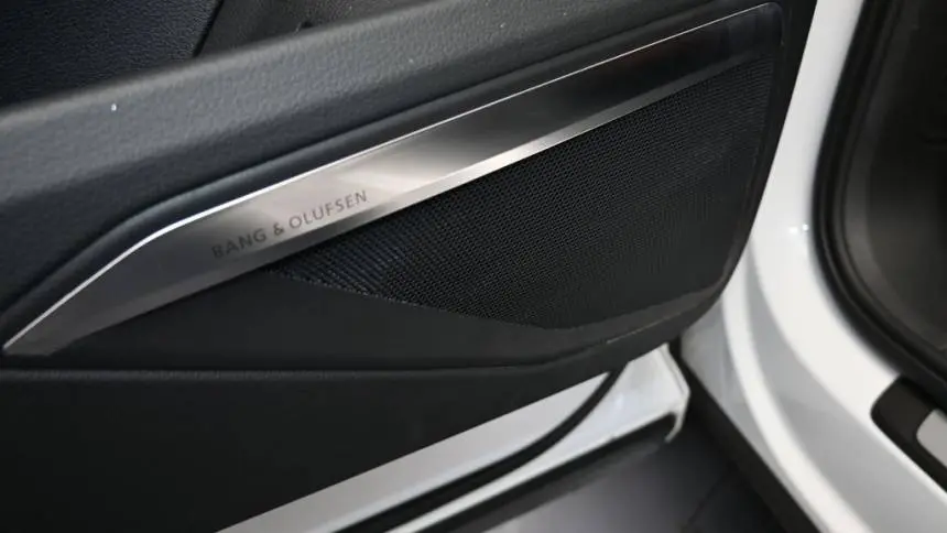 2019 Audi e-tron WA1LAAGE4KB024837
