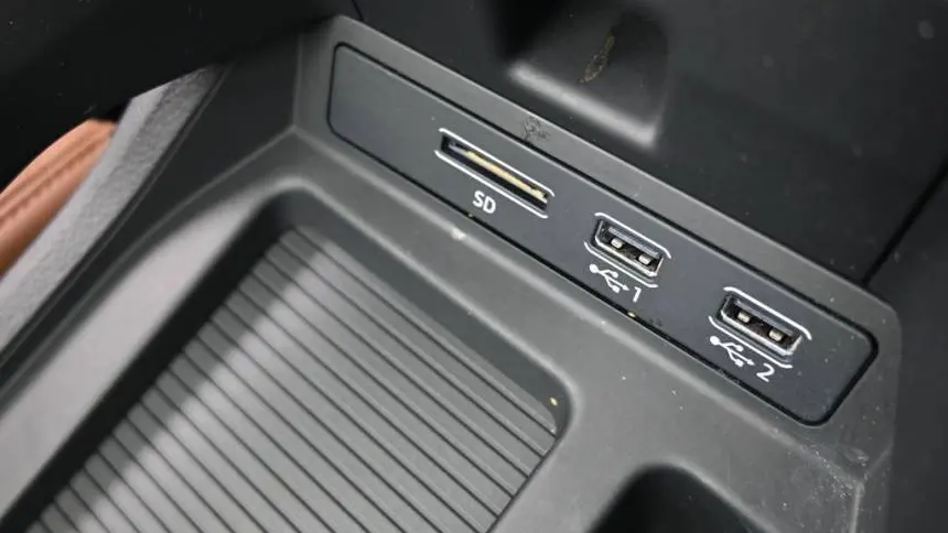 2019 Audi e-tron WA1LAAGE4KB024837