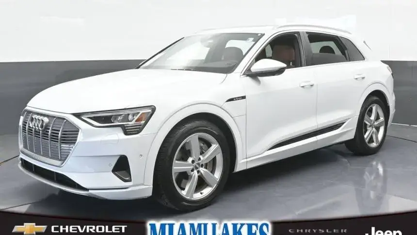 2019 Audi e-tron WA1LAAGE4KB024837