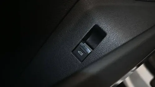 2019 Audi e-tron WA1LAAGE4KB024837