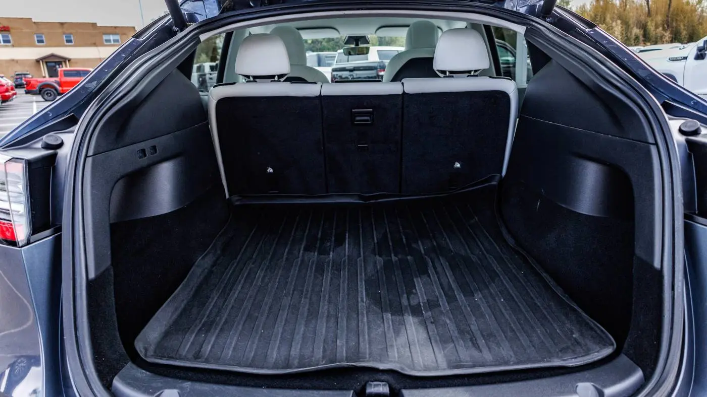 2021 Tesla Model Y 5YJYGDEF5MF084066