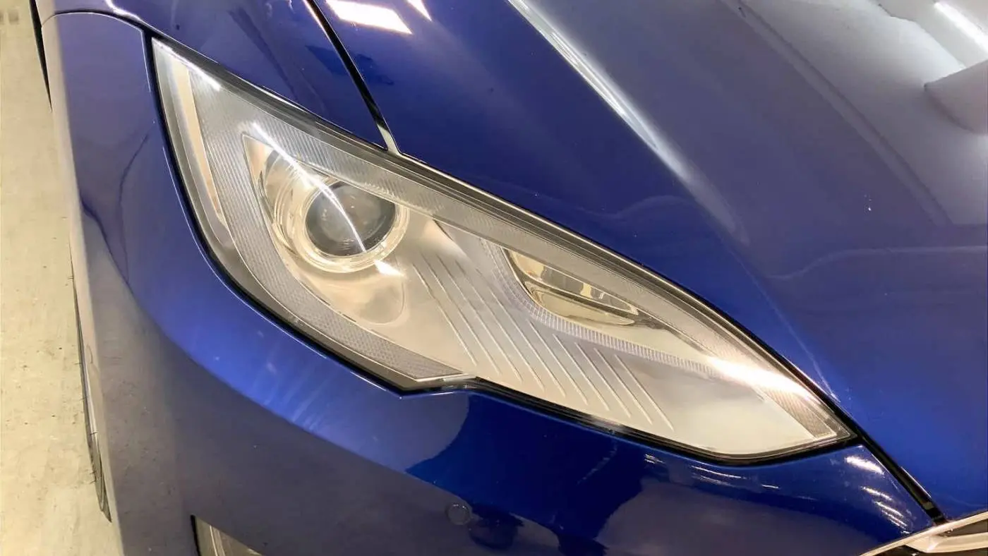 2016 Tesla Model S 5YJSA1E23GF132414