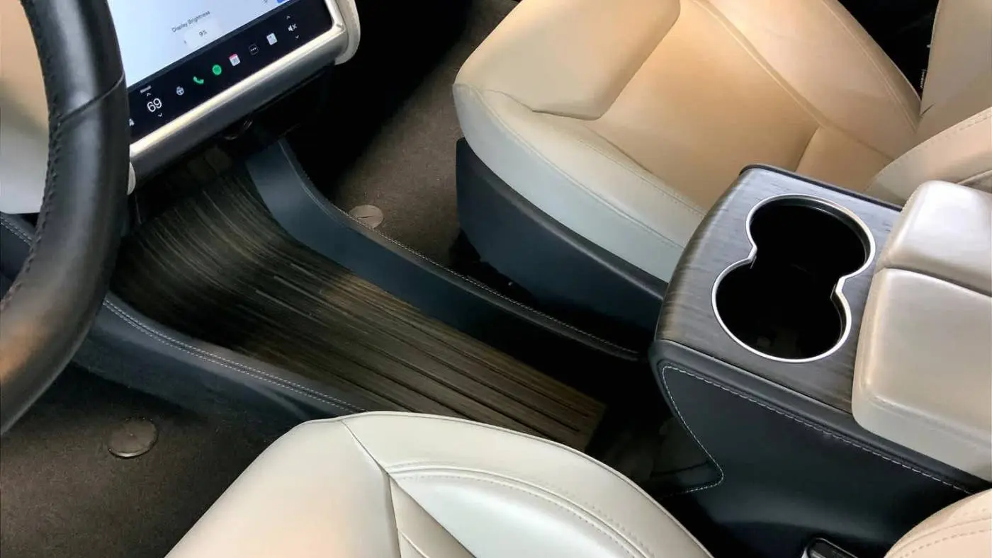 2016 Tesla Model S 5YJSA1E23GF132414