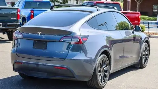 2021 Tesla Model Y 5YJYGDEE3MF246459