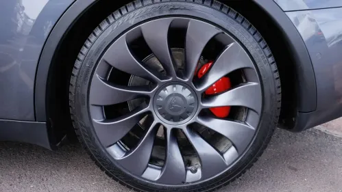 2021 Tesla Model Y 5YJYGDEF5MF084066