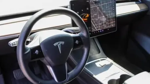 2021 Tesla Model Y 5YJYGDEE3MF246459
