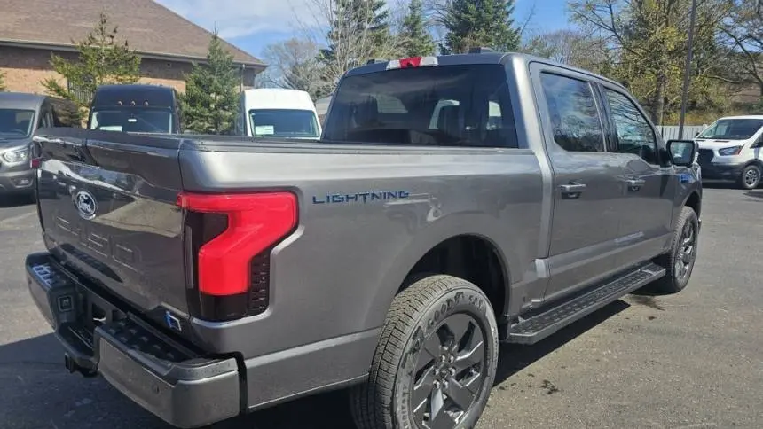 2025 Ford F-150 Lightning 1FT6W3L77SWG05362
