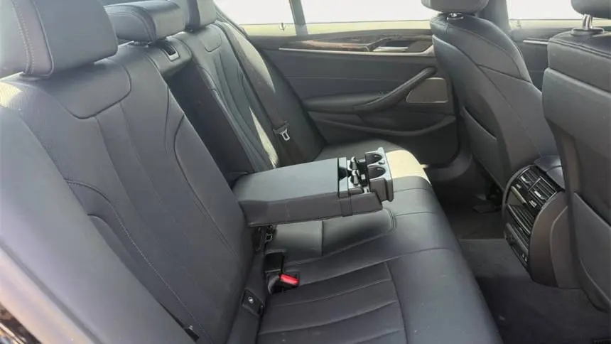 2022 BMW 5 Series WBA13AG02NCJ93018
