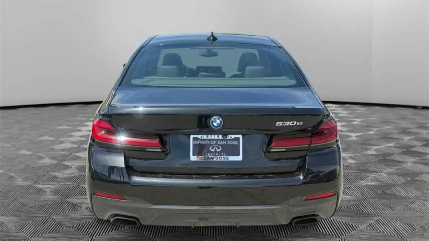 2022 BMW 5 Series WBA13AG02NCJ93018