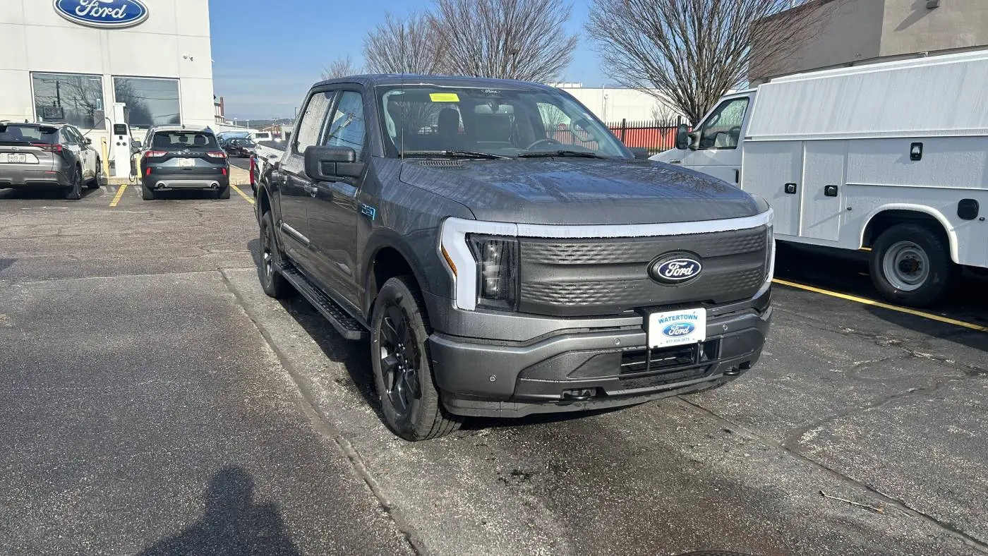 2025 Ford F-150 Lightning 1FT6W3L71SWG01047