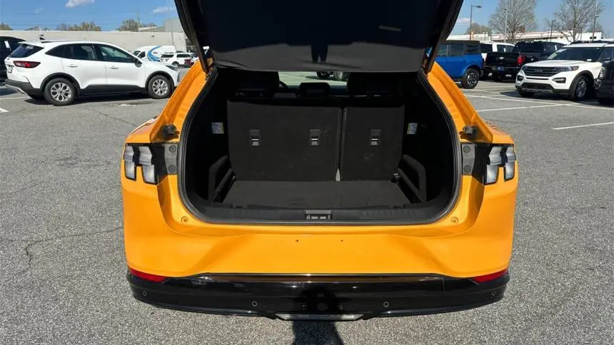2022 Ford Mustang Mach E 3FMTK3SU0NMA04896