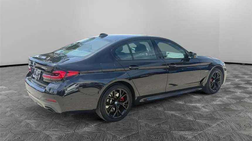 2022 BMW 5 Series WBA13AG02NCJ93018