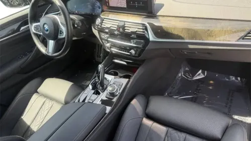 2022 BMW 5 Series WBA13AG02NCJ93018