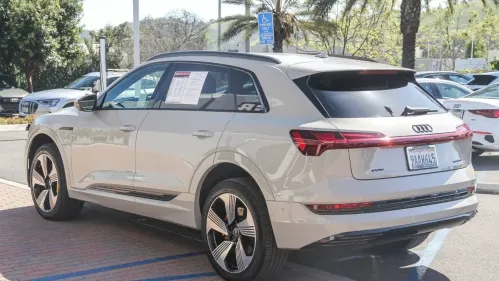 2022 Audi e-tron WA1LAAGE2NB008527