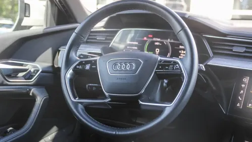 2022 Audi e-tron WA1LAAGE2NB008527