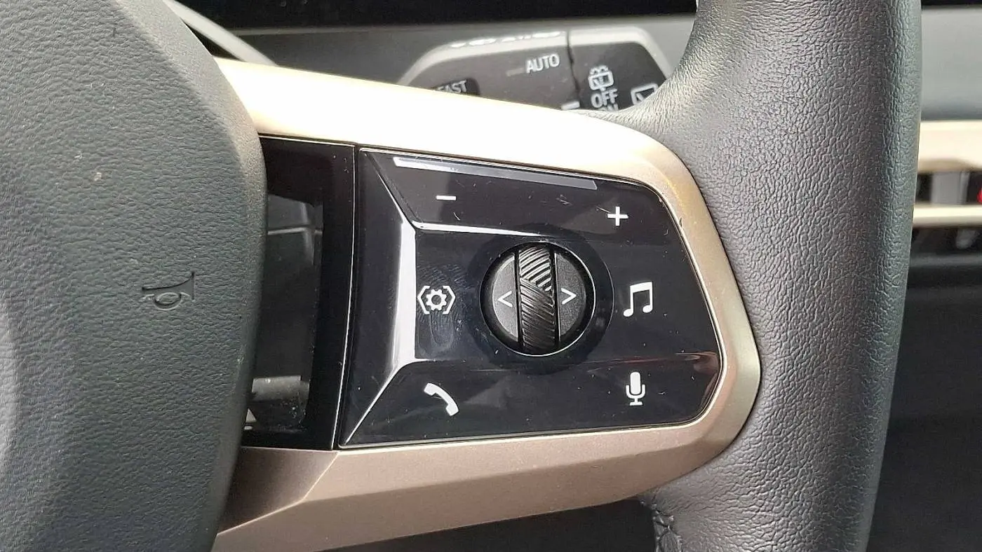 2023 BMW iX WB523CF02PCM32523