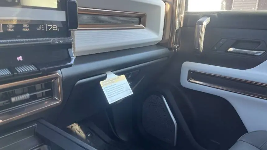2025 GMC HUMMER EV Pickup 1GT40BDD9SU113726