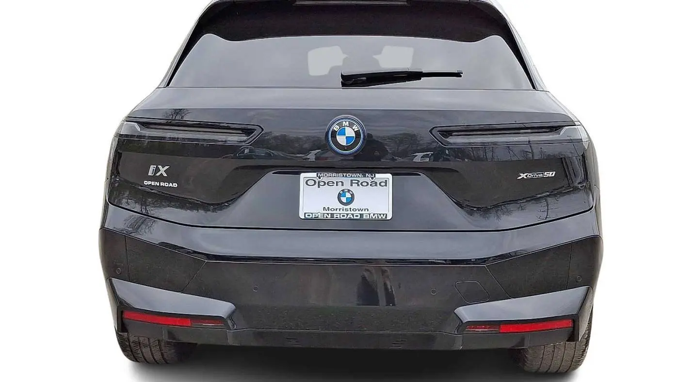2023 BMW iX WB523CF02PCM32523