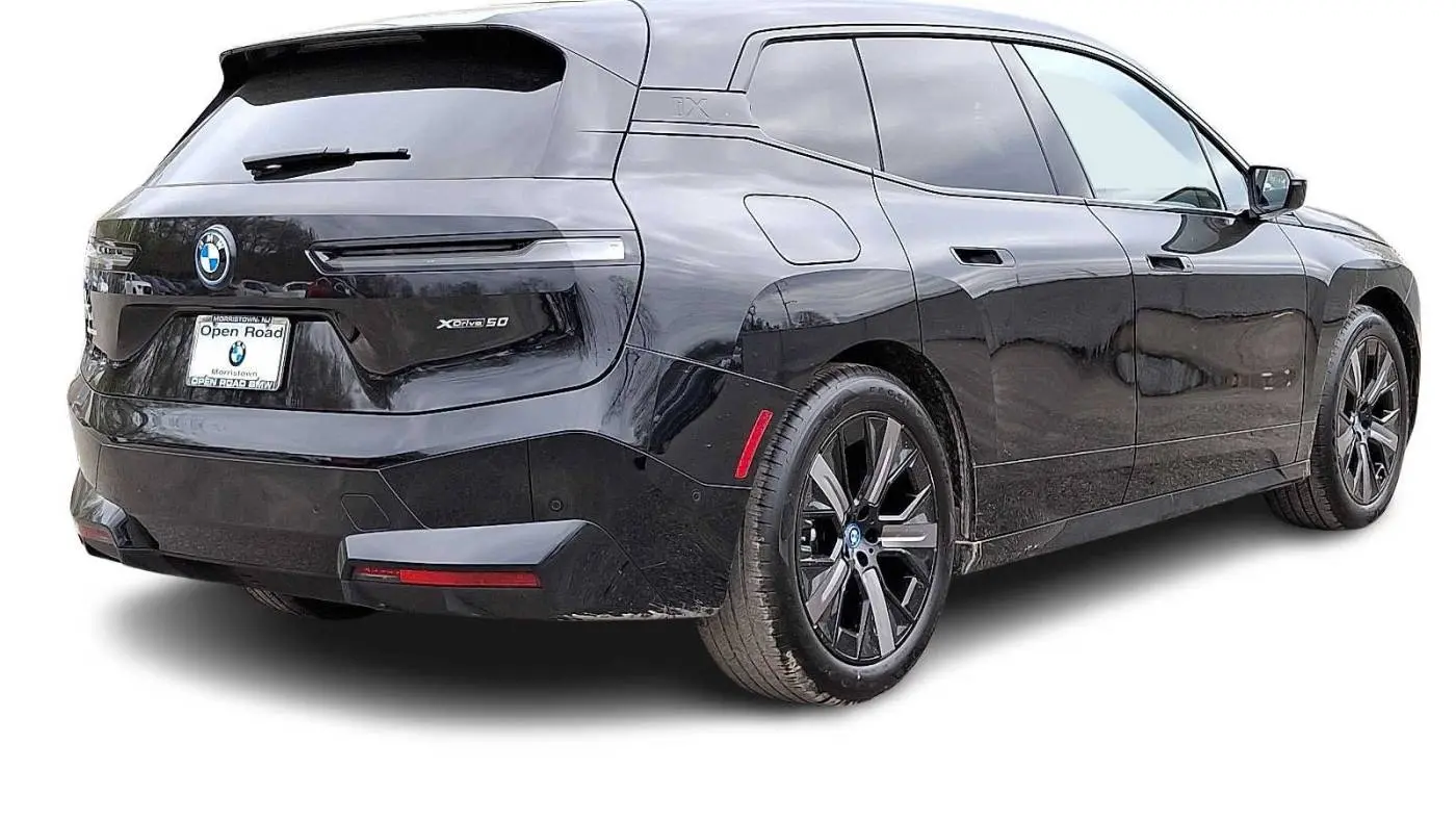 2023 BMW iX WB523CF02PCM32523