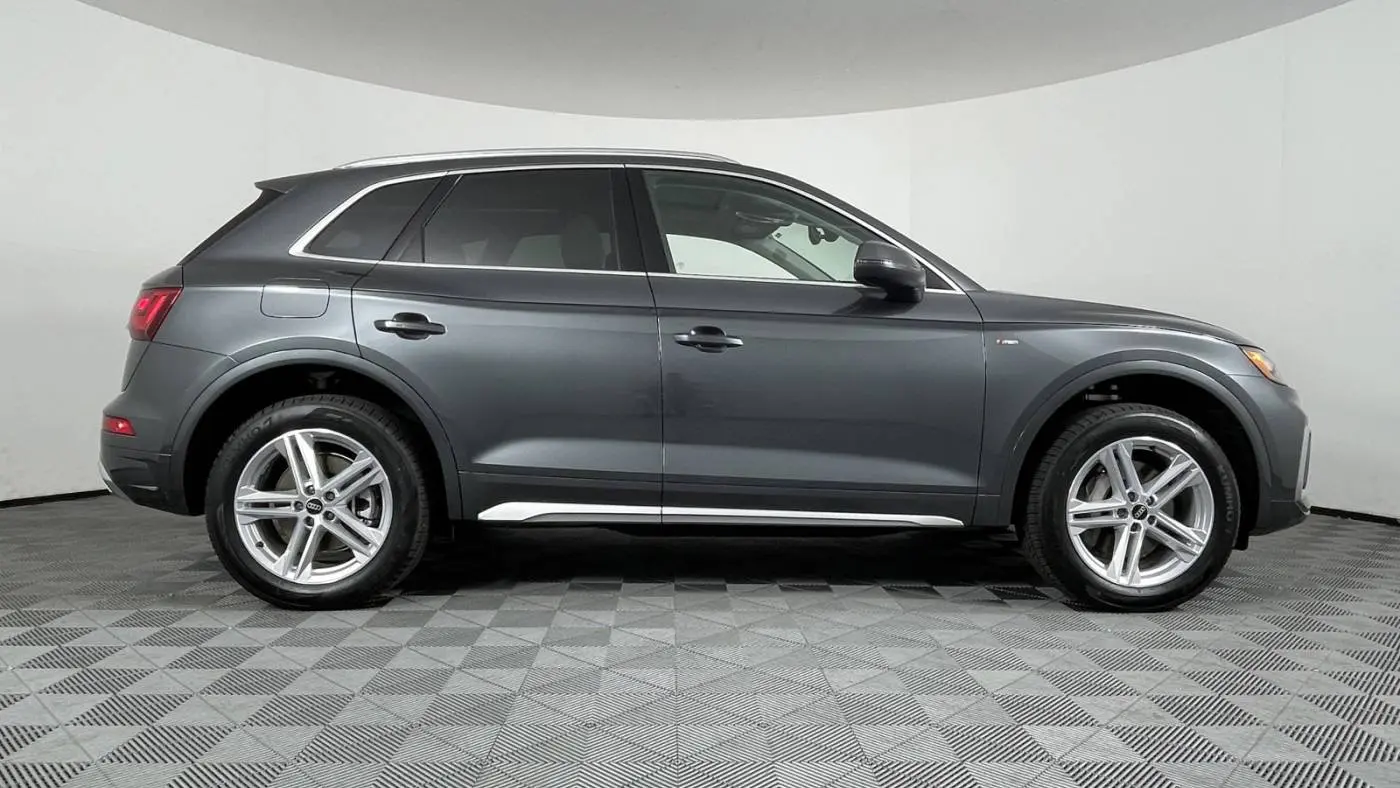 2024 Audi Q5 WA1E2AFY3R2070462