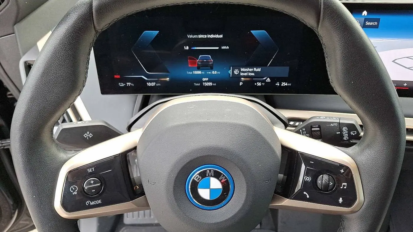 2023 BMW iX WB523CF02PCM32523