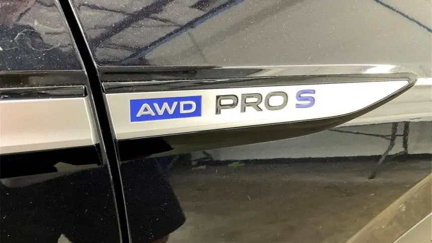 2023 Volkswagen ID.4 1V2GNPE83PC006874