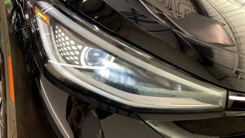 2023 Volkswagen ID.4 1V2GNPE83PC006874
