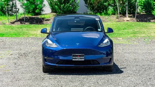 2022 Tesla Model Y 7SAYGDEE2NF321270