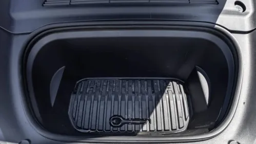 2022 Tesla Model Y 7SAYGDEE2NF321270