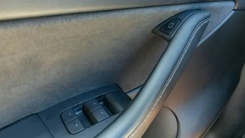 2022 Tesla Model Y 7SAYGDEE2NF321270