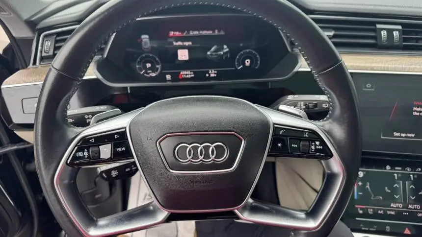 2021 Audi e-tron WA1LABGE9MB027046