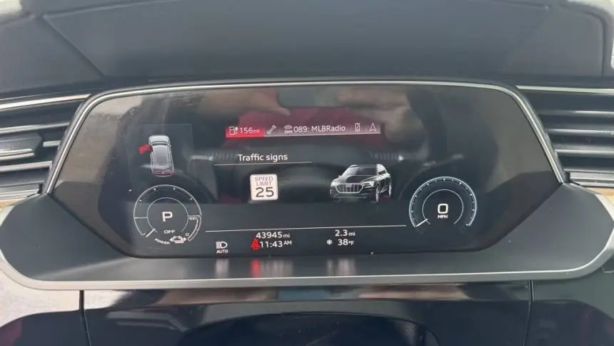 2021 Audi e-tron WA1LABGE9MB027046
