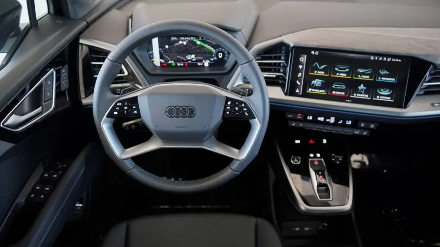 2025 Audi Q4 e-tron WA1LUBFZ9SP041962