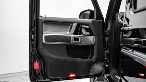 2025 Mercedes Electric G-Class W1NWM0AB8SX017663