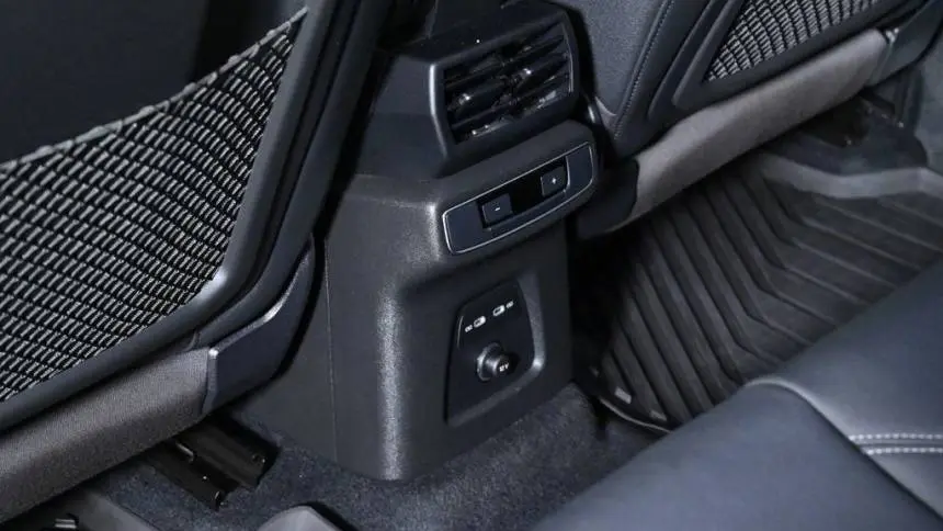 2022 Audi Q4 e-tron WA1H2BFZXNP054090