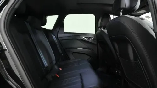 2022 Audi Q4 e-tron WA1H2BFZXNP054090