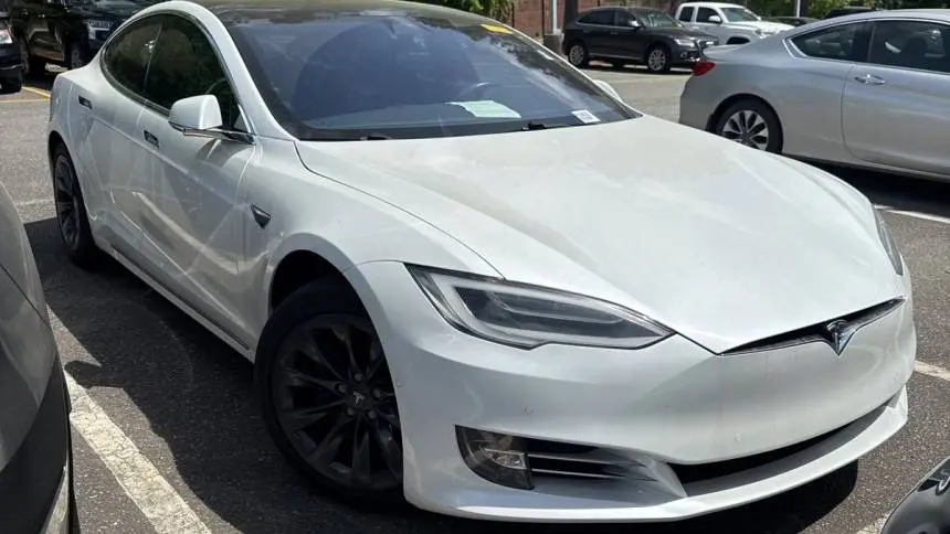 2020 Tesla Model S 5YJSA1E22LF372323