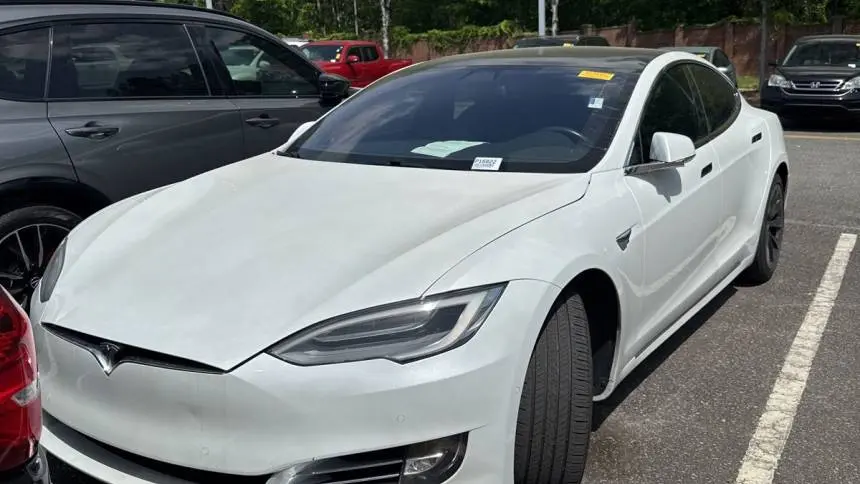 2020 Tesla Model S 5YJSA1E22LF372323