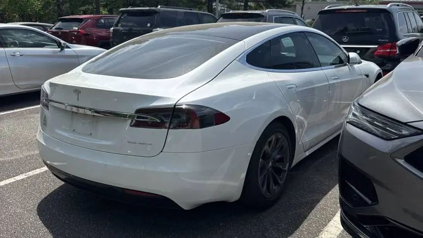 2020 Tesla Model S 5YJSA1E22LF372323
