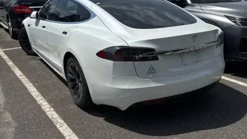 2020 Tesla Model S 5YJSA1E22LF372323