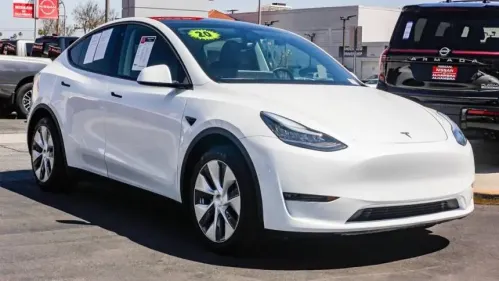 2020 Tesla Model Y 5YJYGDEE2LF028334