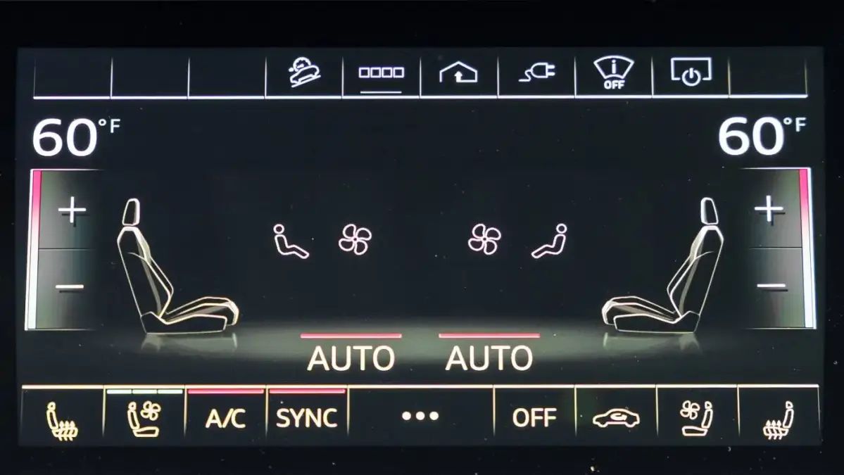 2022 Audi e-tron S - Images - 10