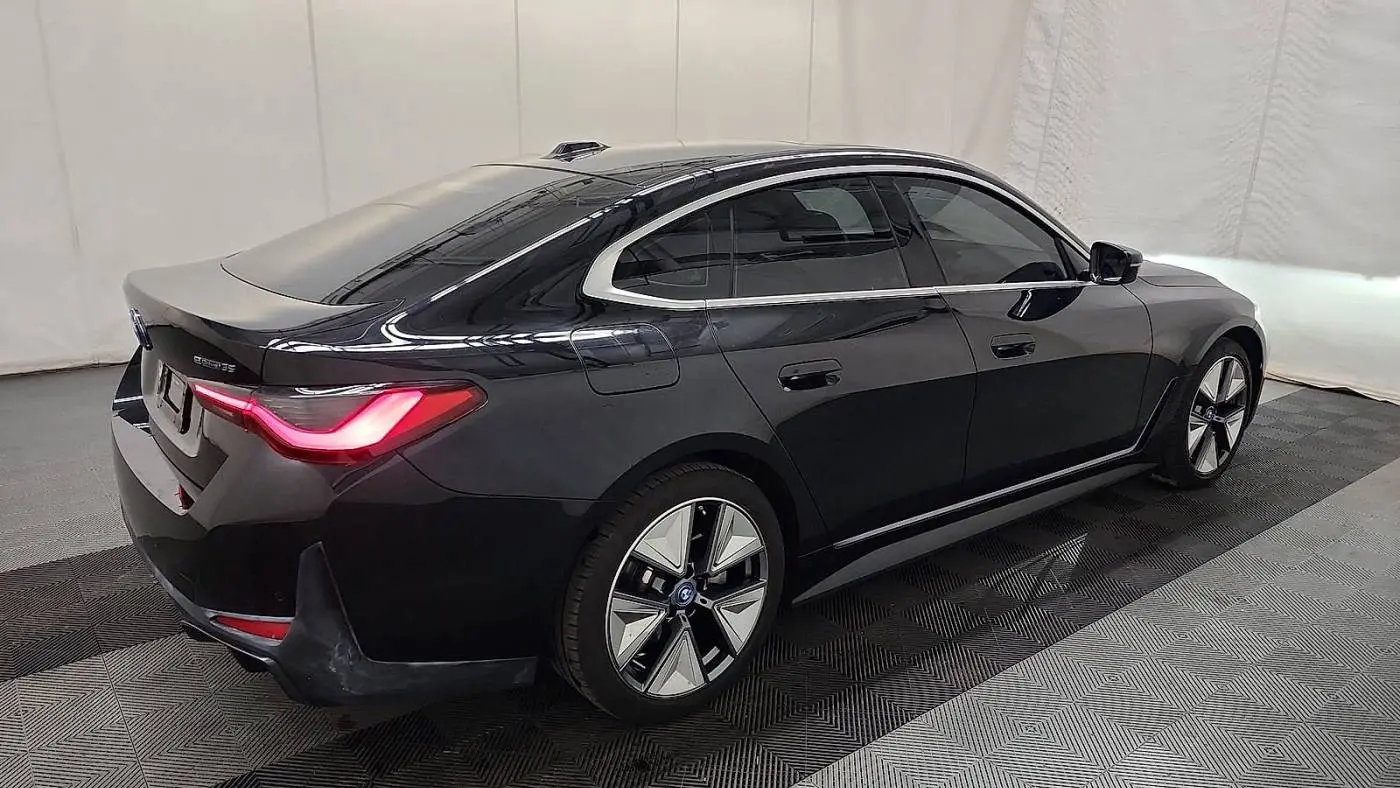 2024 BMW i4 WBY43AW0XRFS58525