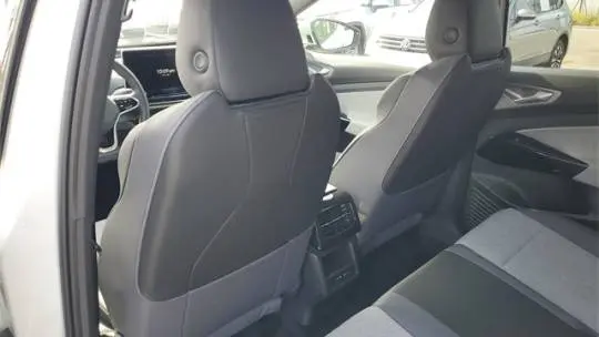 2025 Volkswagen ID.4 1V2CRPE83SC005638