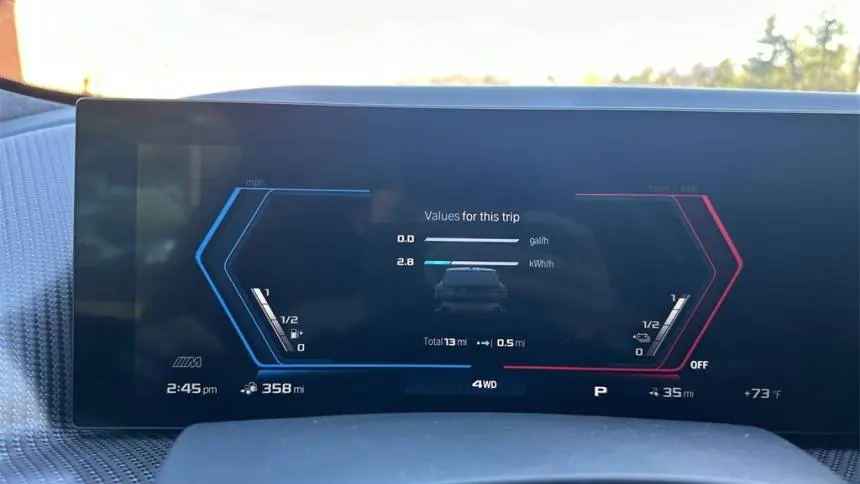 2025 BMW XM 5YM33CS08S9Y57322