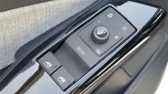 2025 Volkswagen ID.4 1V2CRPE83SC005638