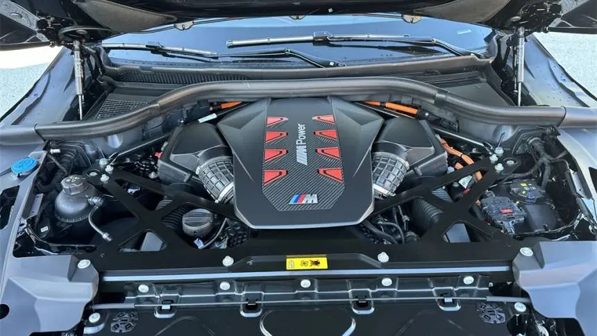 2025 BMW XM 5YM33CS08S9Y57322