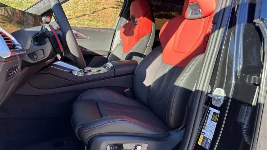 2025 BMW XM 5YM33CS08S9Y57322