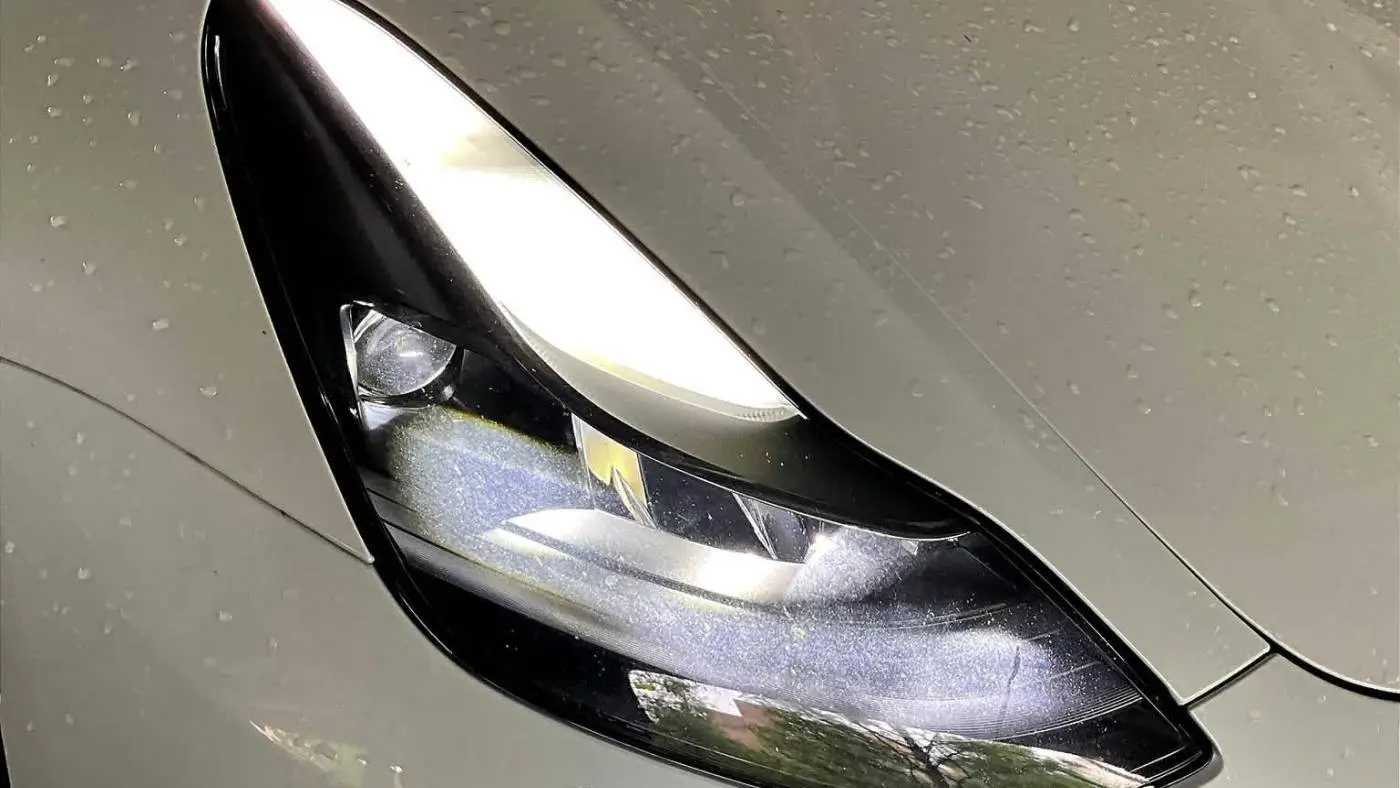 2021 Tesla Model 3 5YJ3E1EA4MF016411