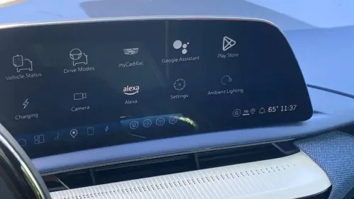 2025 Cadillac OPTIQ 3GYK3DMR2SS161567